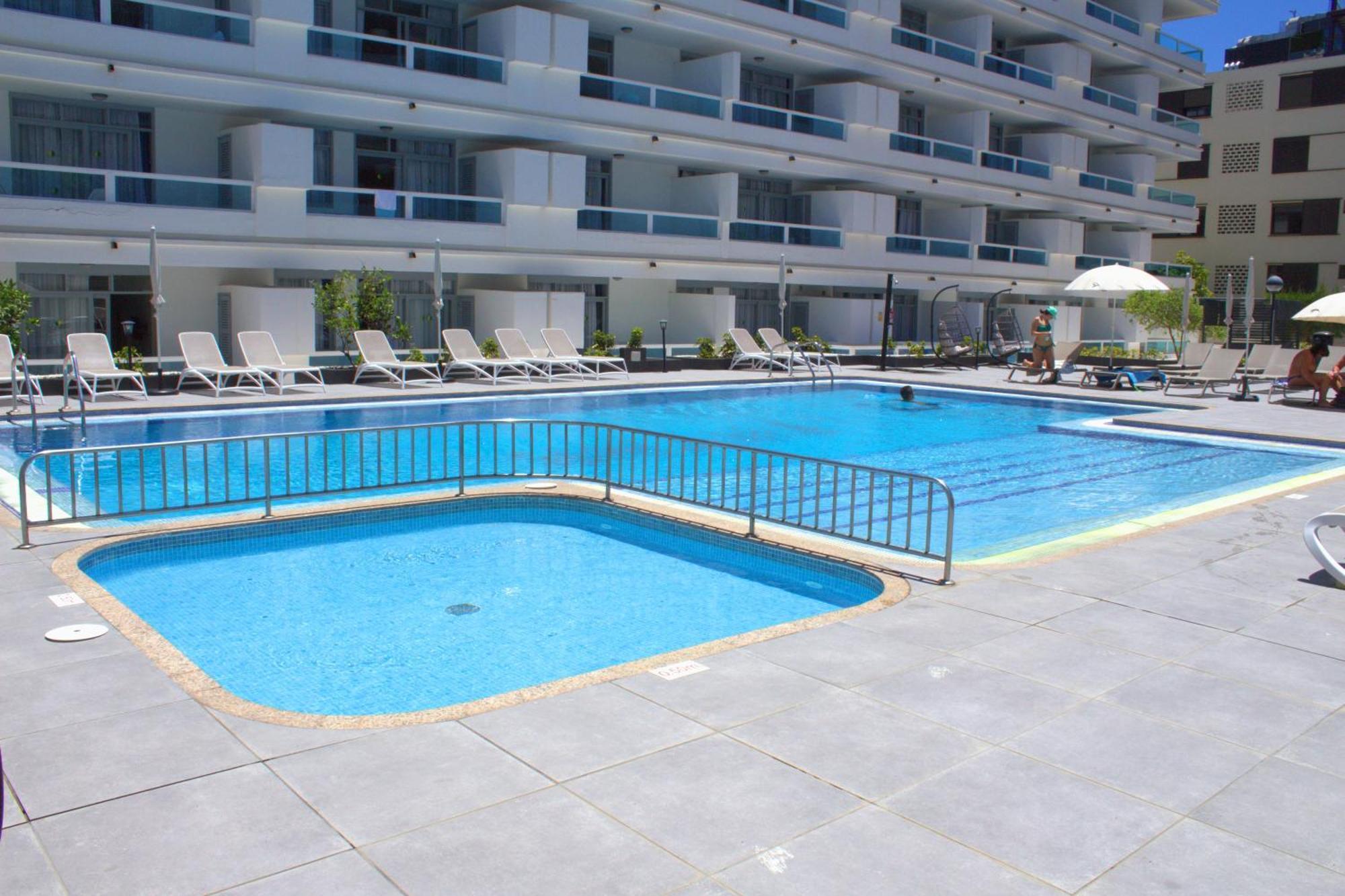 بلايا ديل إنغلز Apartamentos Fayna المظهر الخارجي الصورة