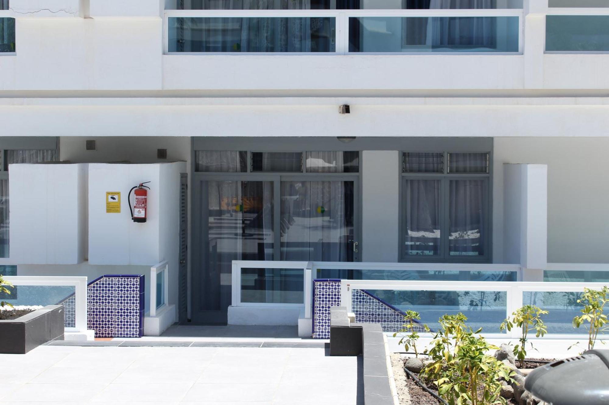 بلايا ديل إنغلز Apartamentos Fayna المظهر الخارجي الصورة